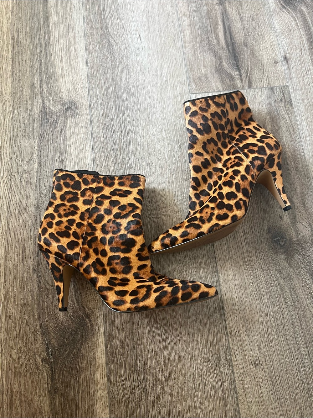 Vince Camuto Leopard Print Pointed Toe Ankle Booties - Tan & Black